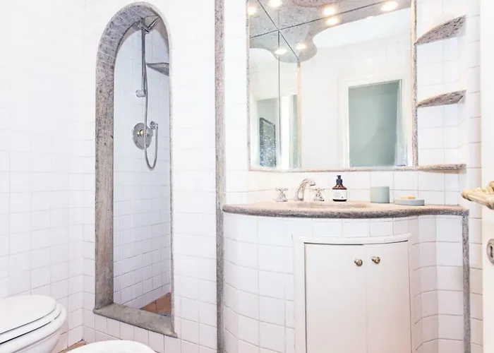 Апартаменты Large Family - 100 Smq - 2 Bathrooms - 5 Min Vatican & Metro *